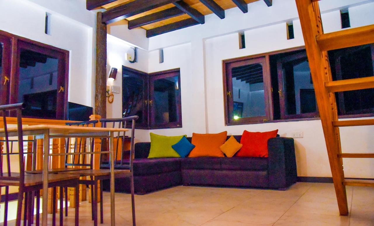 Grand 39 Ella Hotel Exterior foto